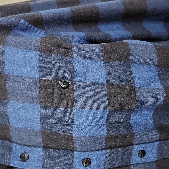 Men's Original Weatherproof Vintage Blue and Black Check Flannel Button Down Lon - Picture 6 of 9